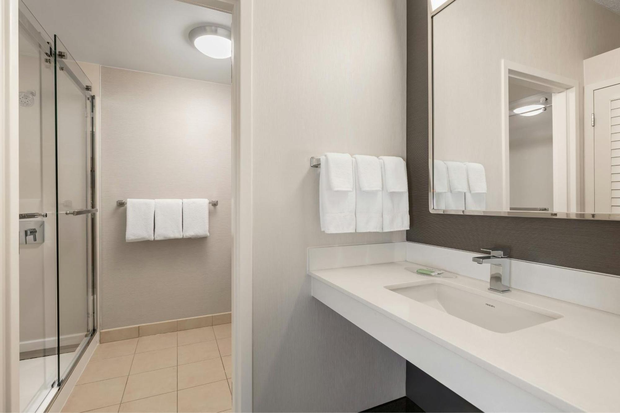 Courtyard By Marriott Minneapolis-St. Paul Airport Mendota Heights Zewnętrze zdjęcie