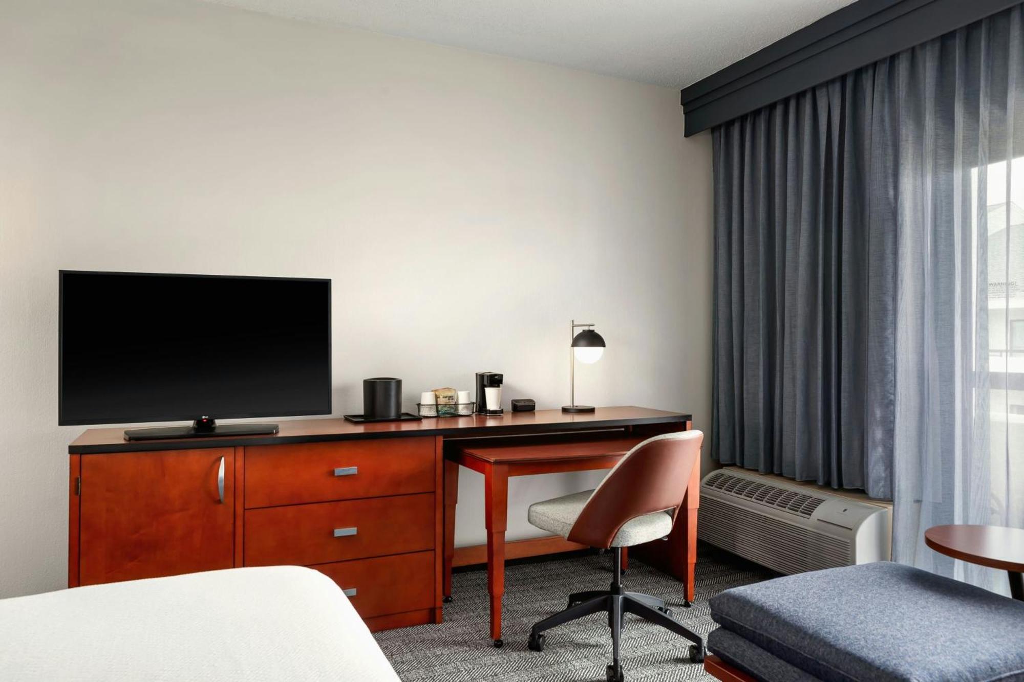 Courtyard By Marriott Minneapolis-St. Paul Airport Mendota Heights Zewnętrze zdjęcie